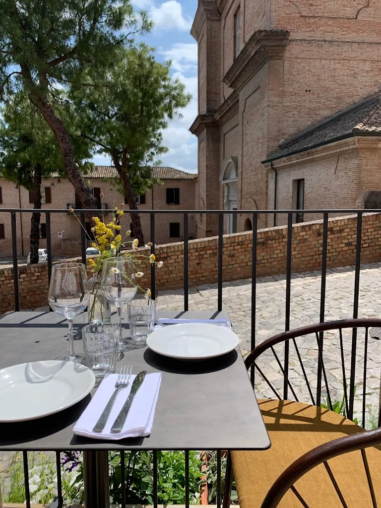 Osteria da Oreste restaurant in Santarcangelo