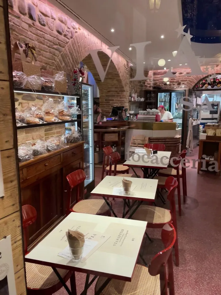 ViaSaffi32 - focacceria della Sangiovesa_Santarcangelo_slider_image_2