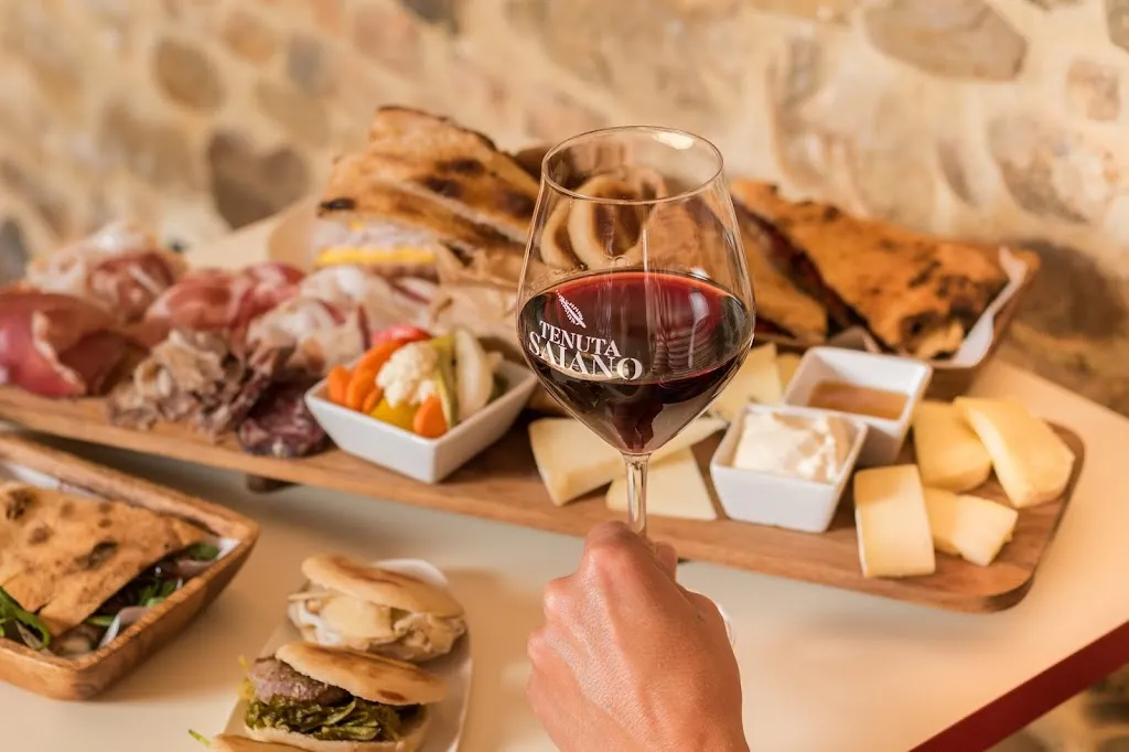 ViaSaffi32 - focacceria della Sangiovesa_Santarcangelo_slider_image_3