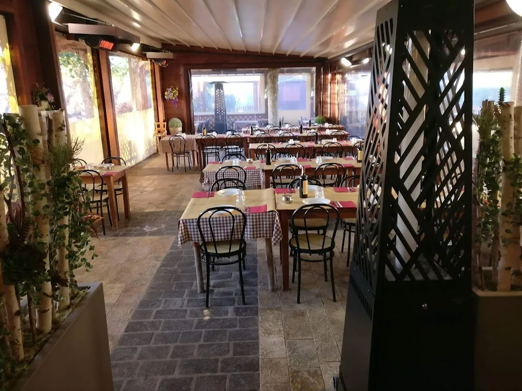 Trattoria "Da Renzi" restaurant in Santarcangelo