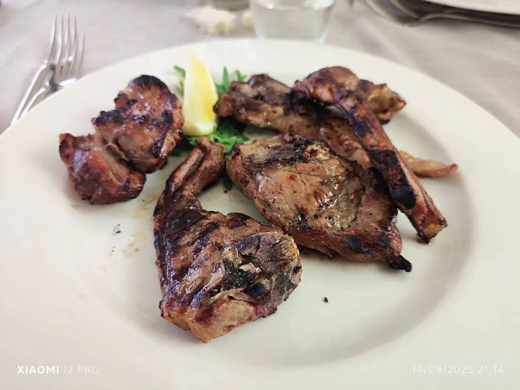 Alessandro Barbieri_Hotel Sagittario_Bugnara_review