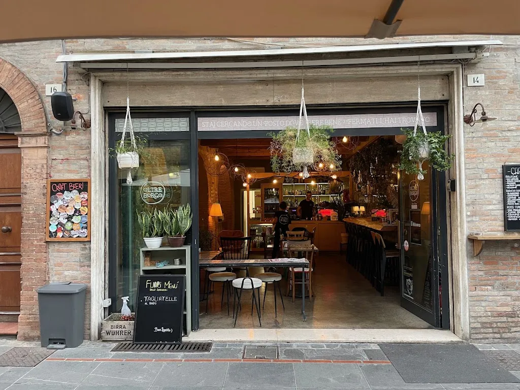 Roberta Muir_OltreBorgo_Santarcangelo_recensione