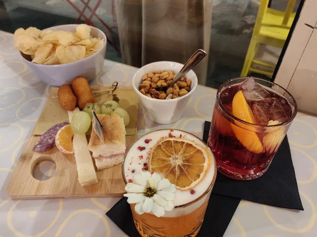 Stephanie Drew_OltreBorgo_Santarcangelo_recensione