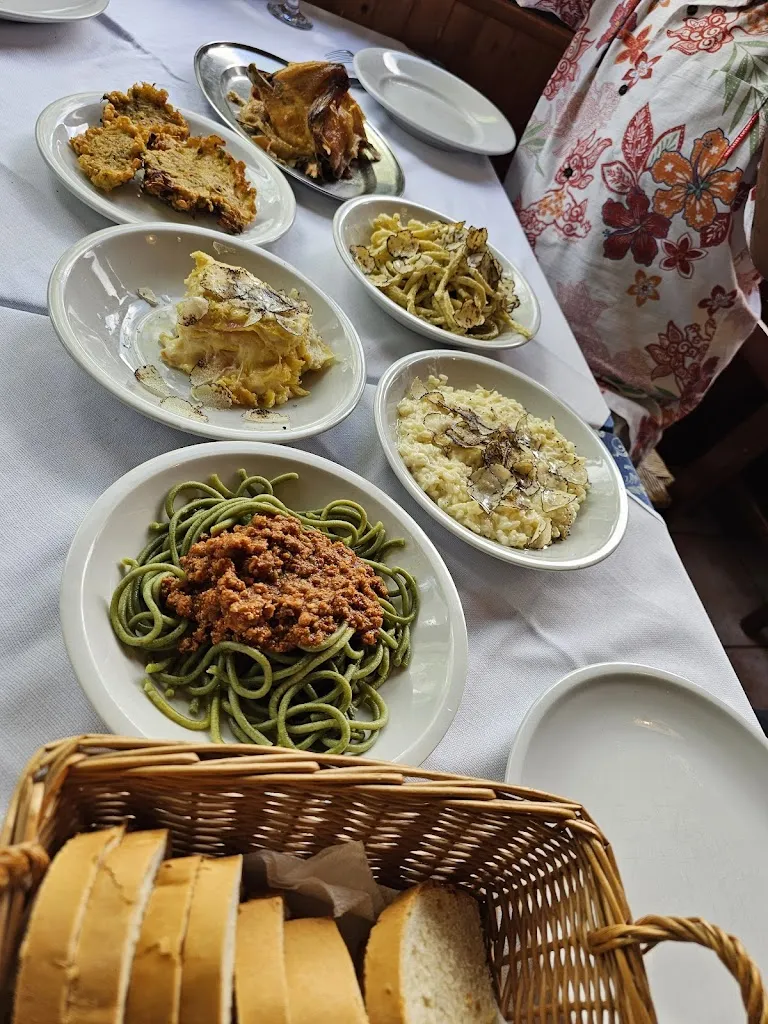 Johnny Chan_Trattoria Lina_Savigno_review