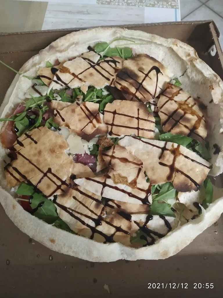 ANGELA SPARACO_Black Pizzeria American Bar_Savignano sul Panaro_review