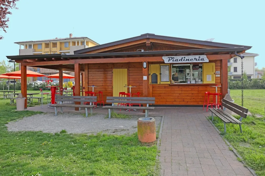 White Rabbit Snc di Rabitti Federica e Antonio - Piadineria_Scandiano_slider_image_3