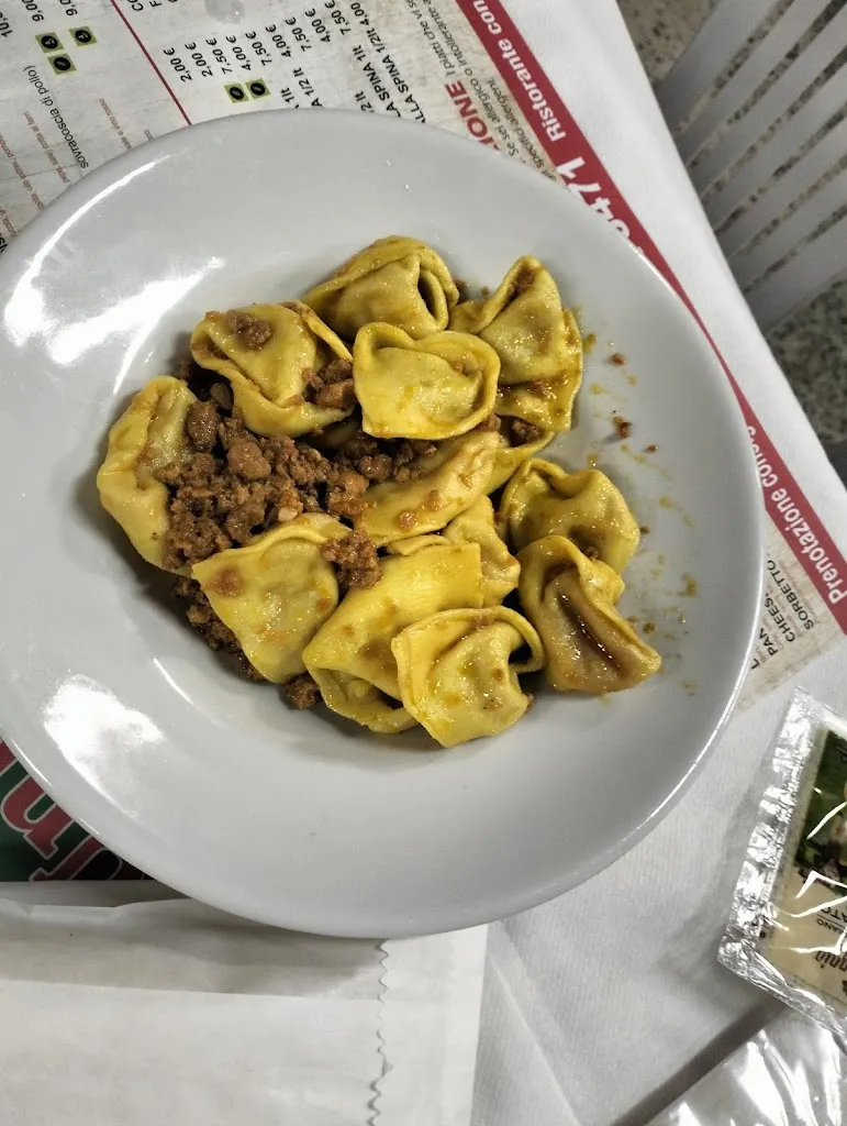 FESTA DE L'UNITÀ restaurant in Scortichino