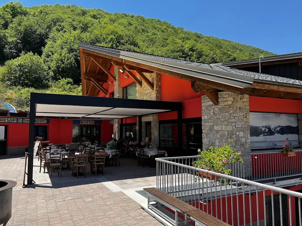 Stuart Jackson_Rifugio Fontanile Ristorante - Bar Lounge - Aper-Time_Rivisondoli_review