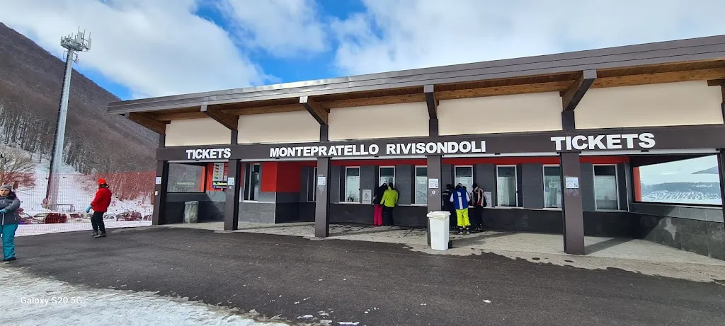 Rifugio Fontanile Ristorante - Bar Lounge - Aper-Time restaurant in Rivisondoli