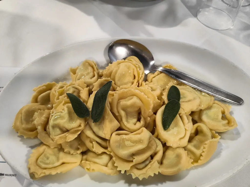 Bar Ristorante Pie' dei Monti_Serramazzoni_slider_image_2