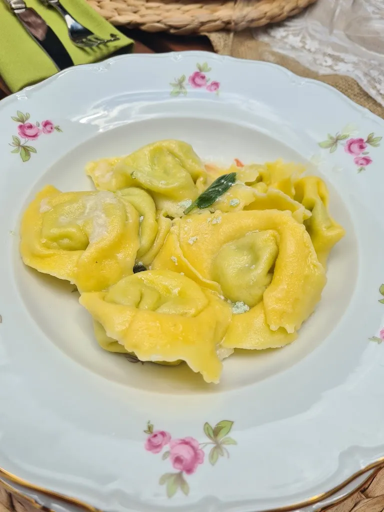 Elena Altavilla_Barbara Brandoli Sommelier - Home Restaurant_Serramazzoni_review