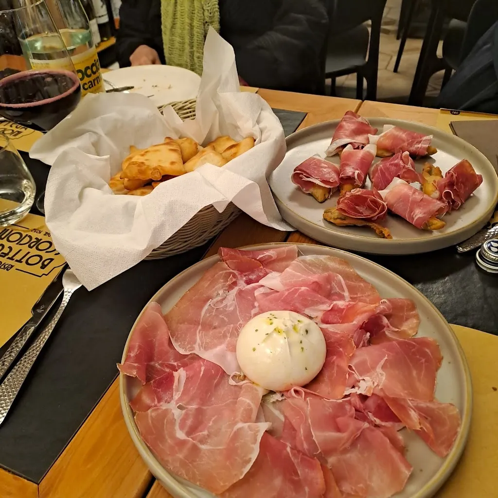 Risto Bottega Scorcioni_Serramazzoni_slider_image_2