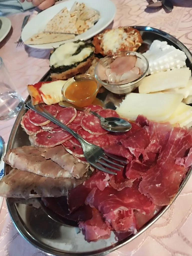 Carmine Ventriglia_Farmhouse La Rocca_Sogliano al Rubicone_review