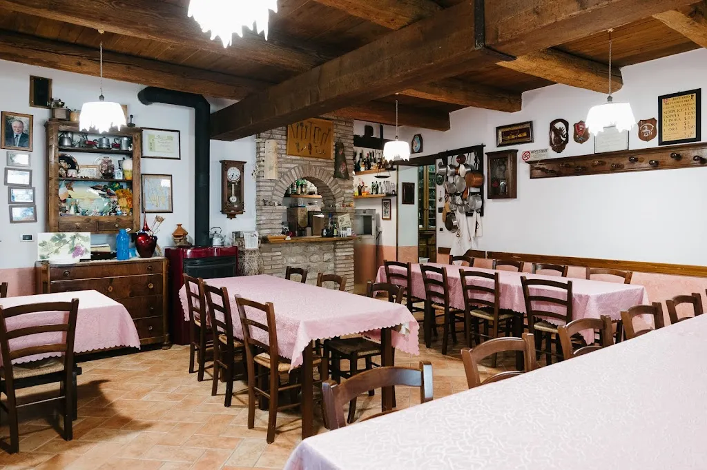 Farmhouse La Rocca_Sogliano al Rubicone_slider_image_1