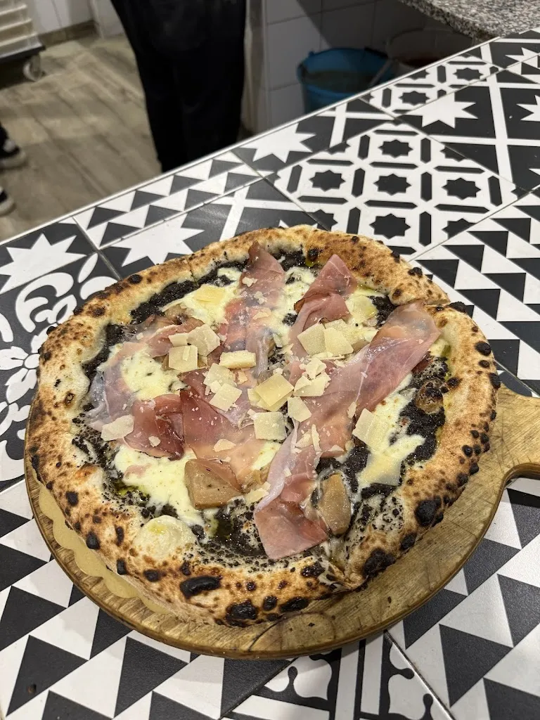 Pizzeria Da Gennaro 3.0 restaurant in Soliera