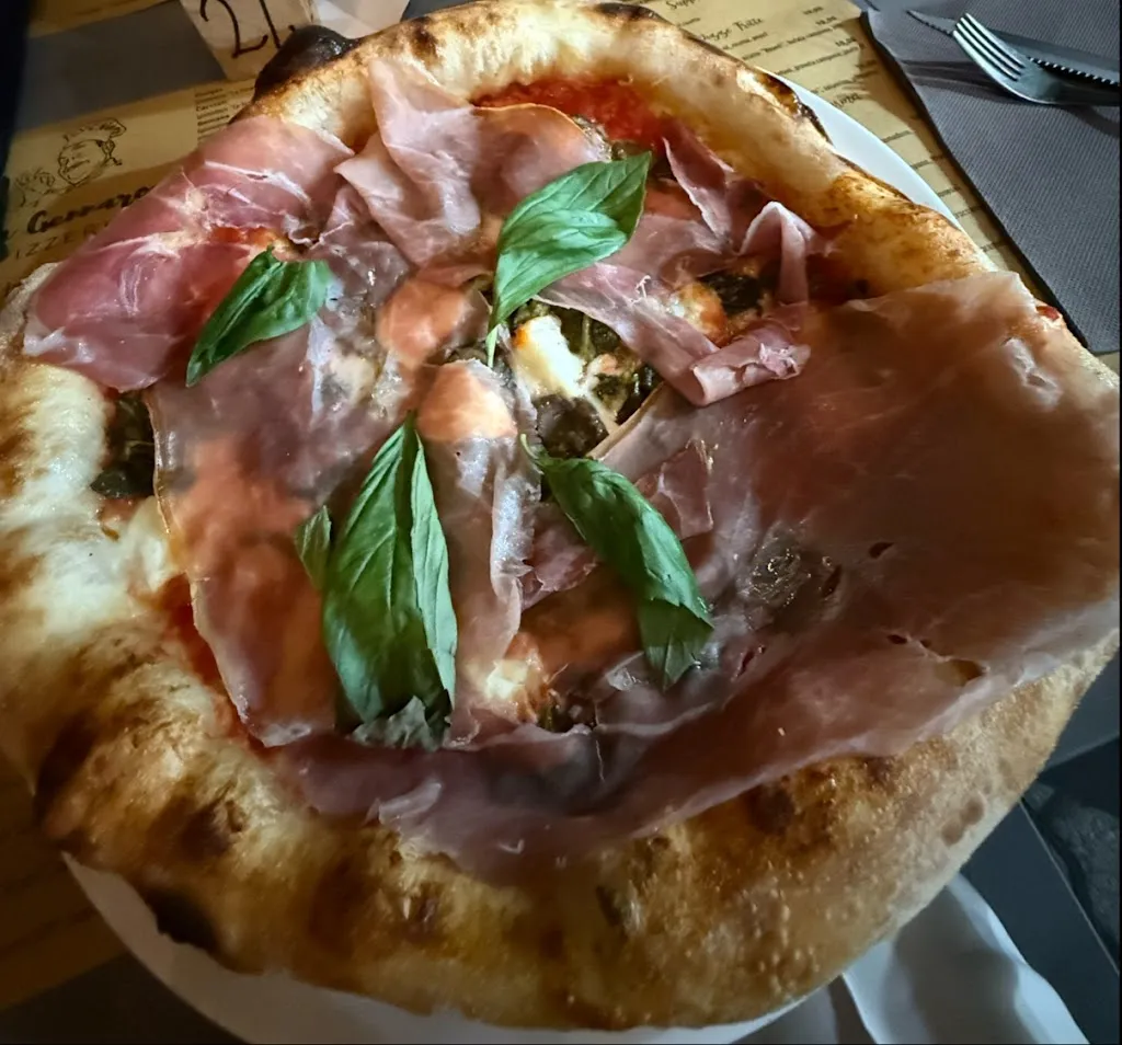 Pizzeria Da Gennaro 3.0_Soliera_slider_image_2