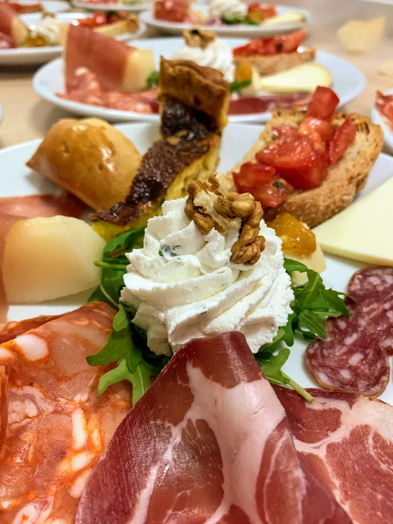 Terrae Eremis: Ristorante, Bar, B&B_Roccamorice_slider_image_3