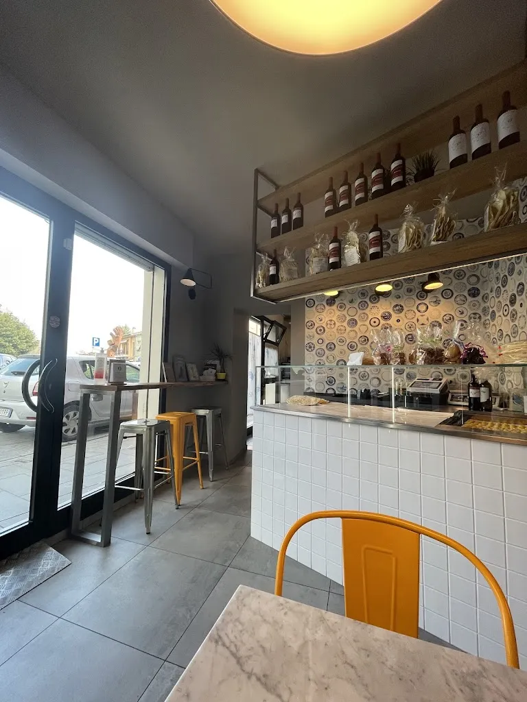 Al Km 0 Piadina e Pasta Fresca e cucina restaurant in Savignano sul Rubicone