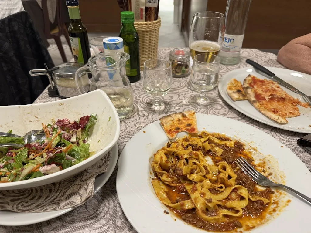 KRISTA MELANSON_Ristorante Pizzeria Il Grottino_Savignano sul Rubicone_review