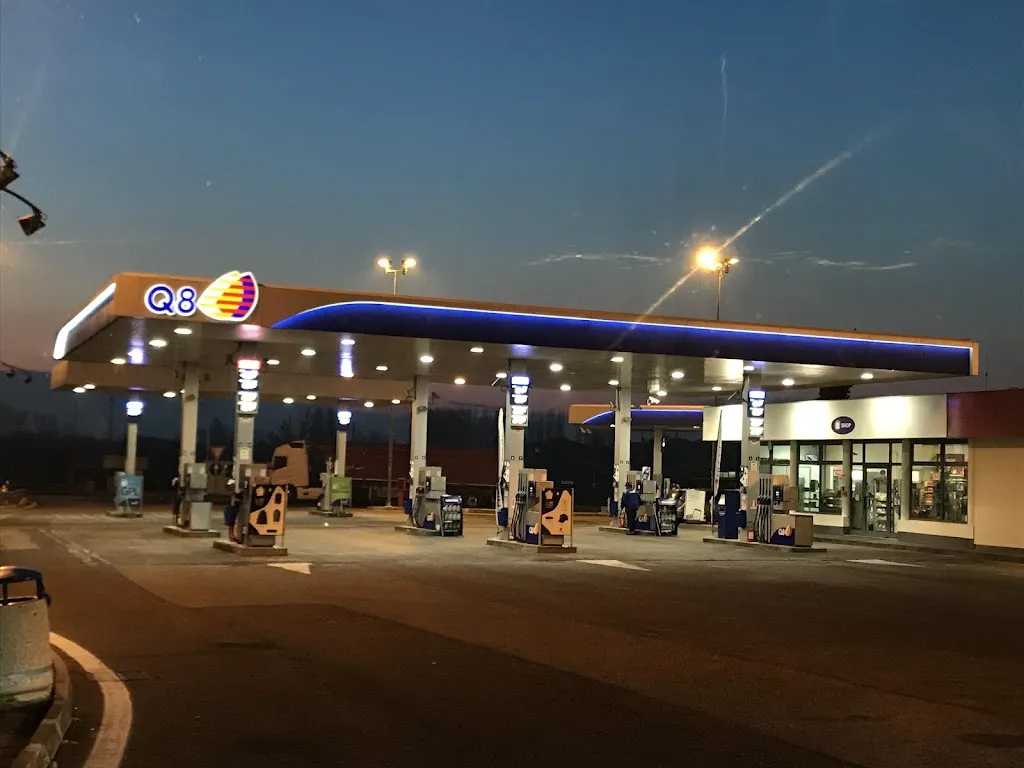 Autogrill Rubicone Est restaurant in Savignano sul Rubicone