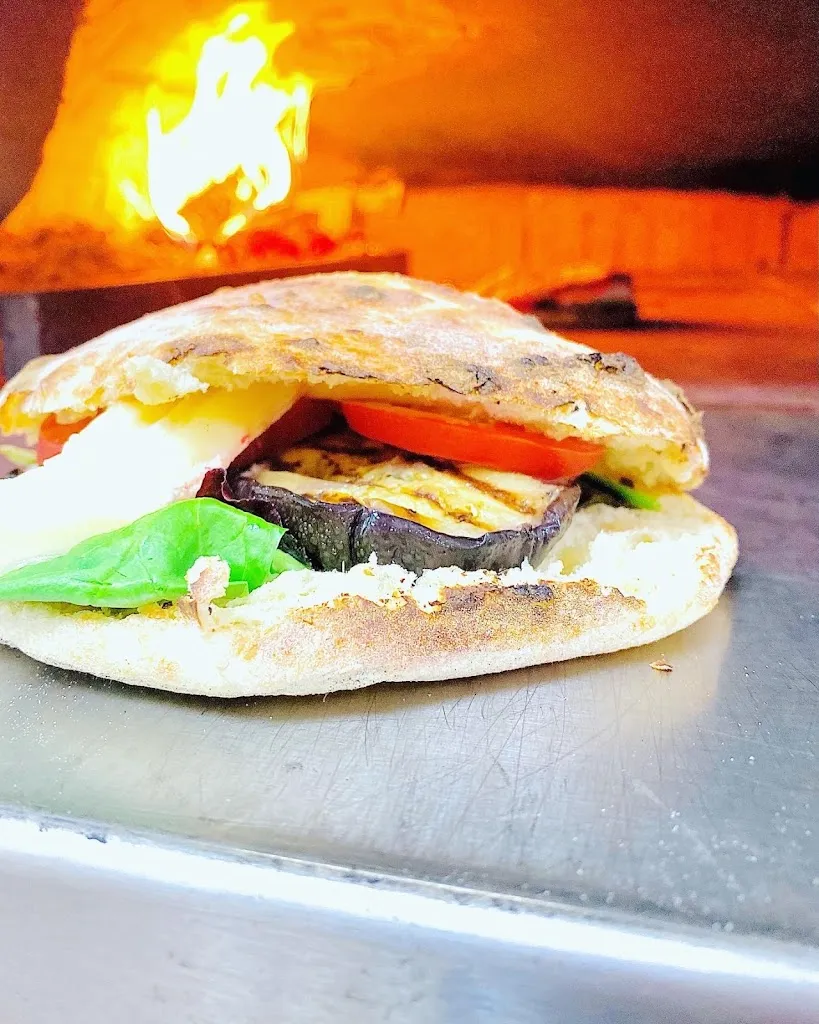 Ristorante Pizzeria Il Borghetto_Savignano sul Rubicone_slider_image_2