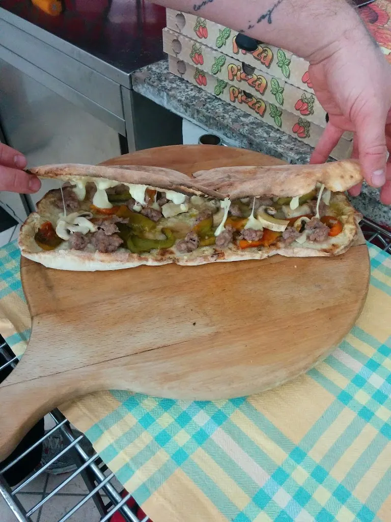 Menu_Pizzeria O'Basilico_Savignano sul Rubicone_image_6