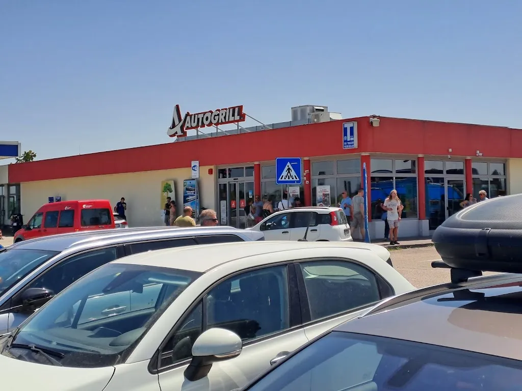 Autogrill Rubicone Ovest_Savignano sul Rubicone_slider_image_1