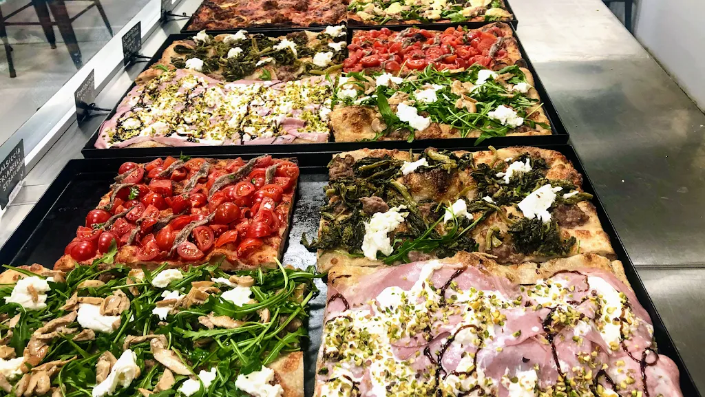 Benny pizza_Savignano sul Rubicone_slider_image_3