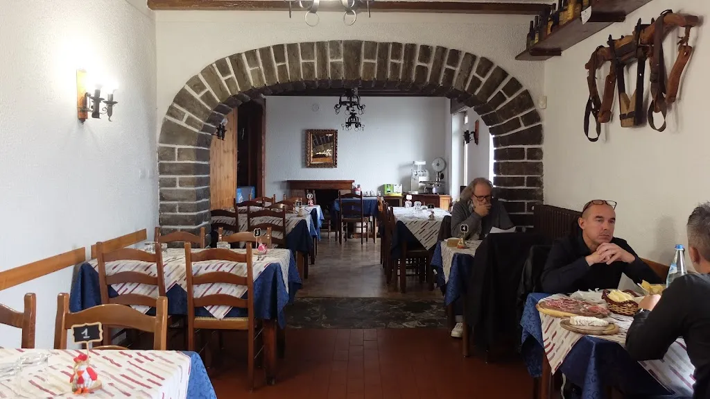 Gian Domenico Silvestrone_Trattoria Cattani_Terenzo_review