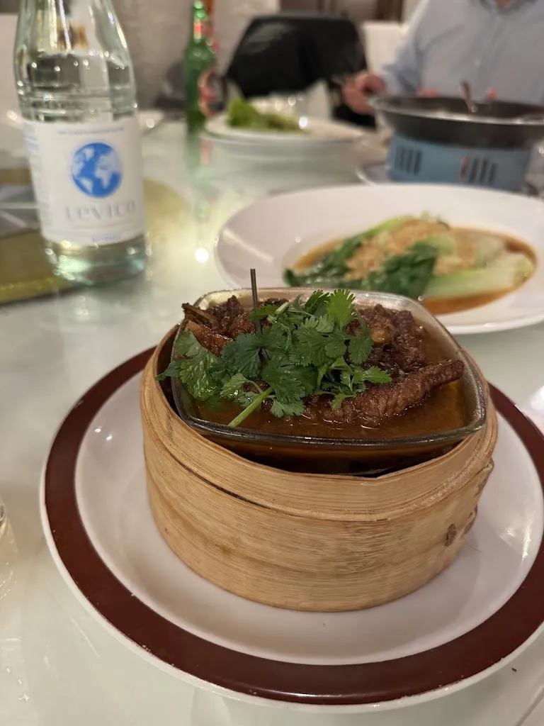 Luca Dall'Argine_oste ombroso gatto nero_Sorbolo_Bewertung