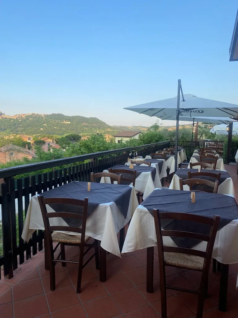 Il Sabato del Villaggio_Torriana_slider_image_1