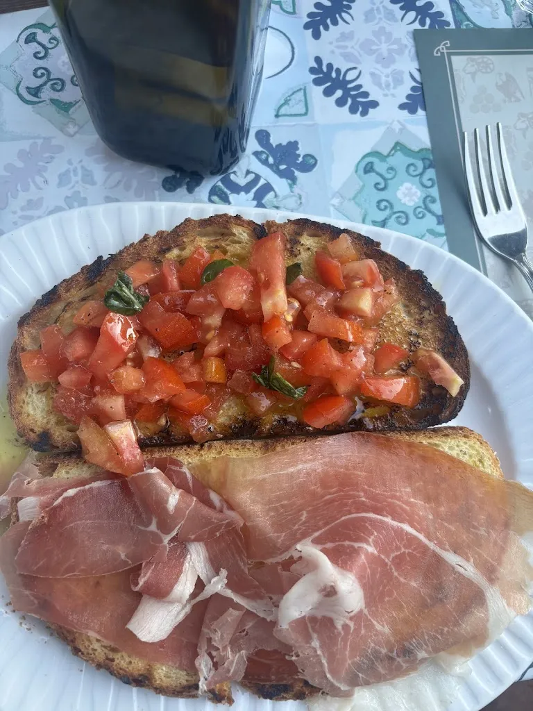 Simon SJ_La Taverna dei Rioni_Tredozio_review