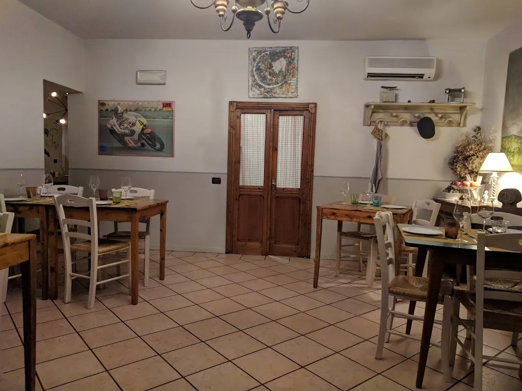 Osteria Delle Vigne restaurant in Varano De' Melegari