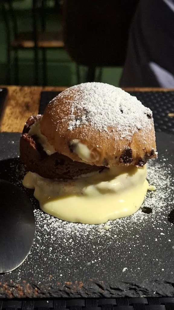 Luca Parini_Extreme street restaurant_Venezzano_review