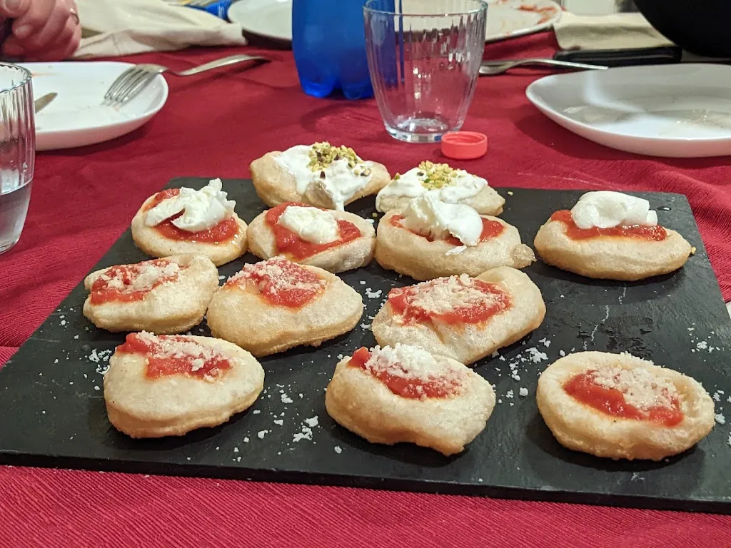 Emilio Lombardo_Nuovi Sapori - Ristorante pizzeria_Venezzano_review