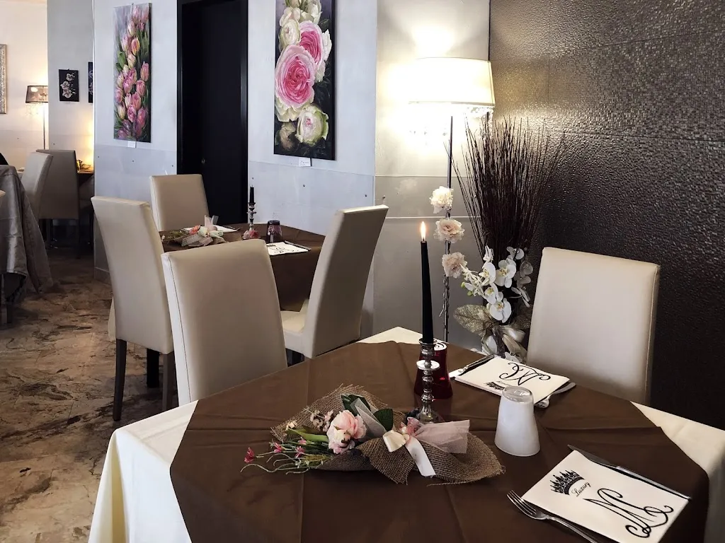 Ristorante pizzeria Maria Luigia Luxury restaurant in Traversetolo