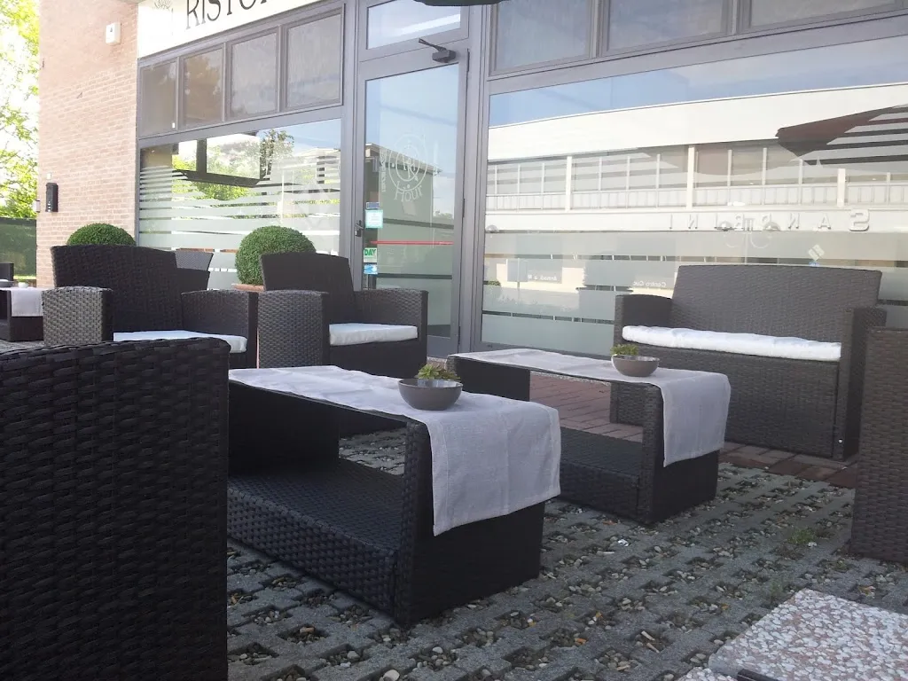 Ristorante Self Service Happy Hour_Traversetolo_slider_image_3