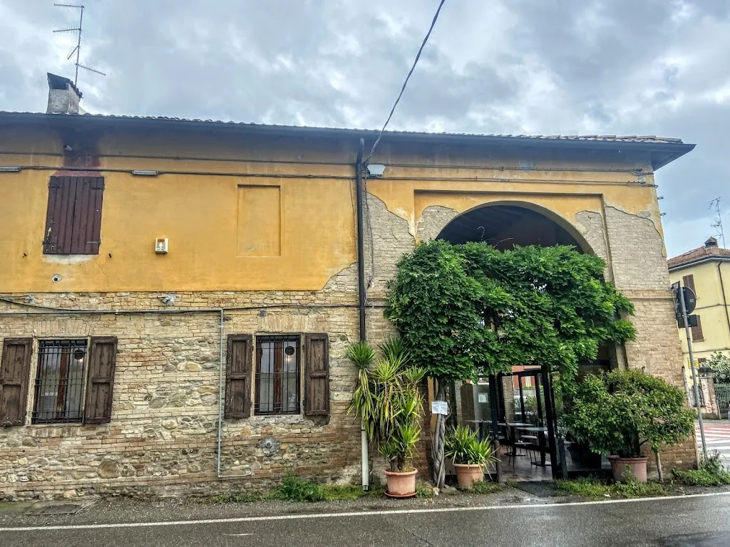 Antica Osteria Di Marano Trattoria Tabaccheria_Traversetolo_slider_image_3