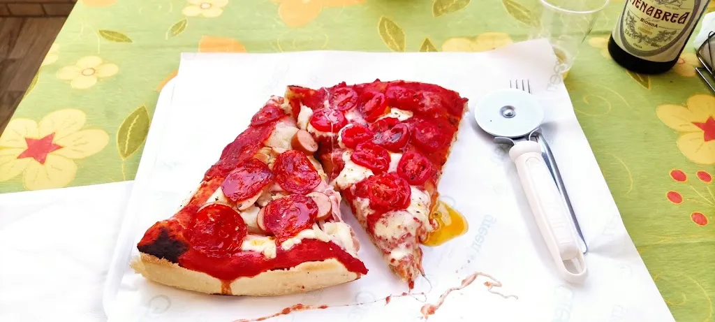 James Vong_Pizzeria - Piadineria 