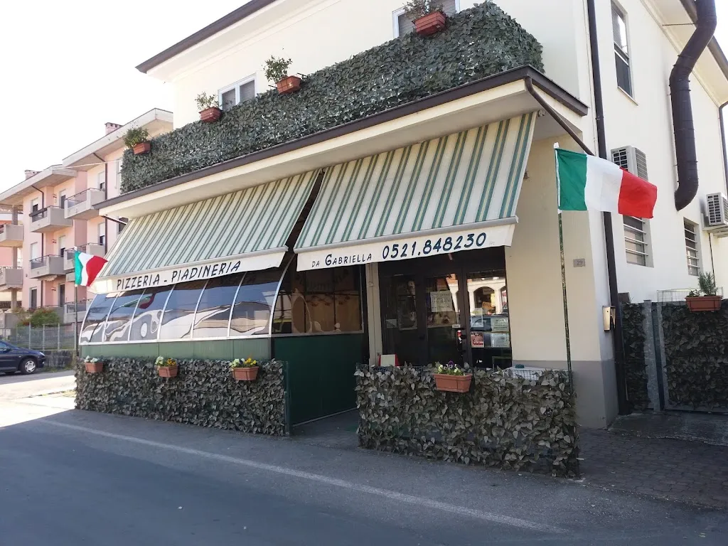 Pizzeria - Piadineria "da Gabriella" restaurant in Traversetolo