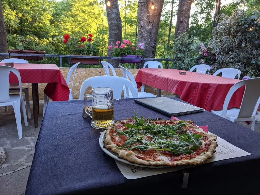 Fumaiolo Paradise Ristorante Pizzeria Hotel_Verghereto_slider_image_2