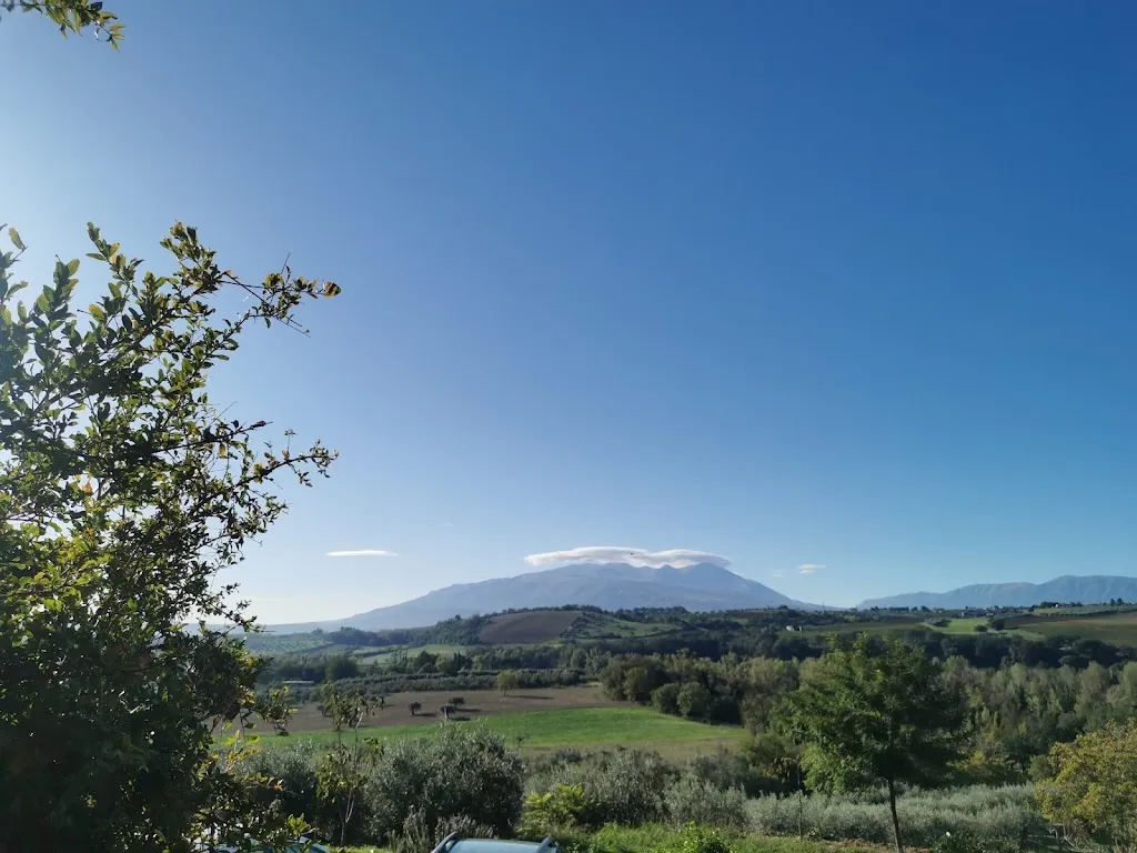 Alessia Bani_CASALE DEL SOLE_Rosciano_review