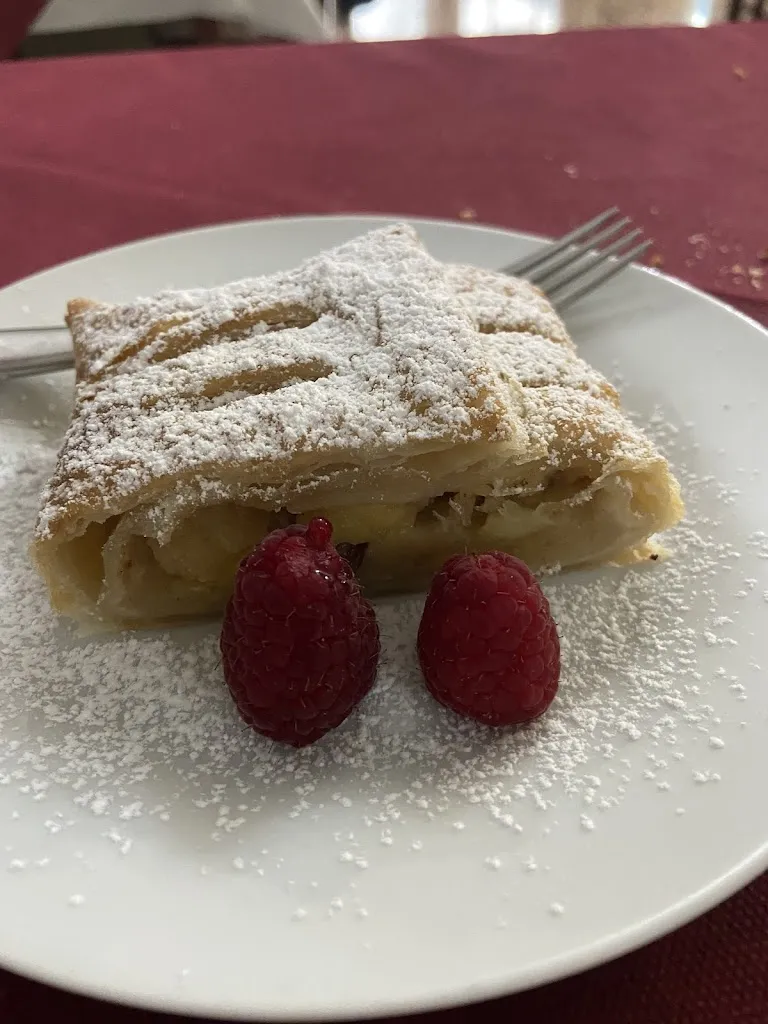 moreno perboni_Ristorante Pizzeria Valtolla da Silvano_Vernasca_review