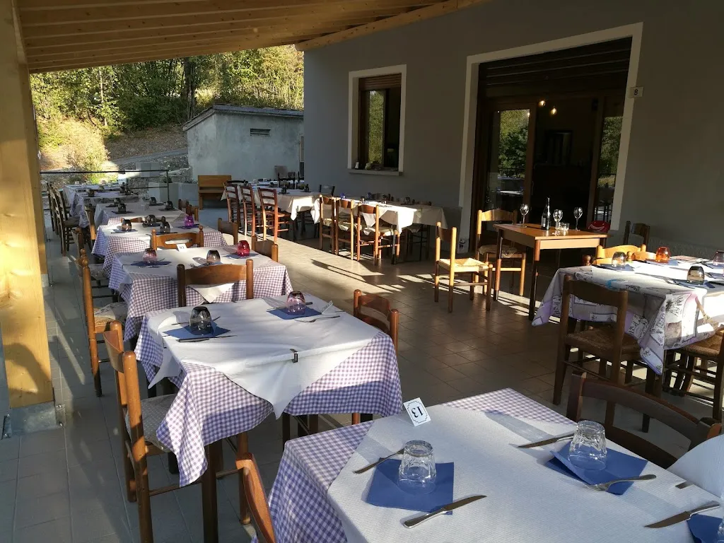 Ristorante Pizzeria Valtolla da Silvano_Vernasca_slider_image_1