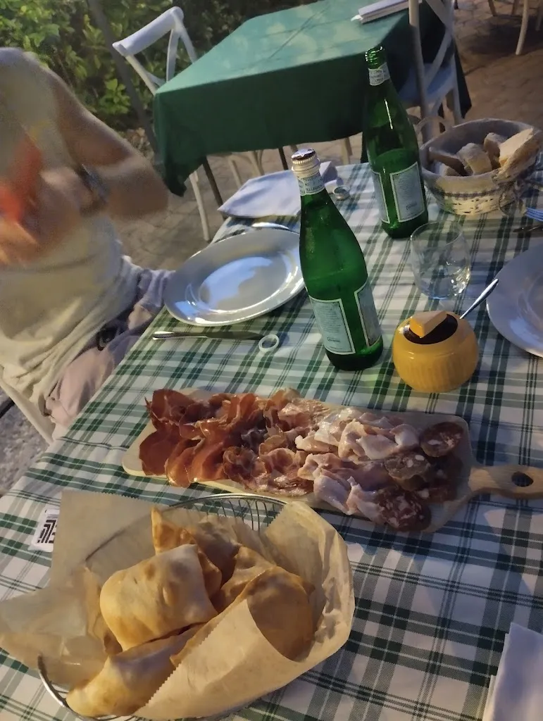 Susanna Olmi_Osteria di Borla_Vernasca_review