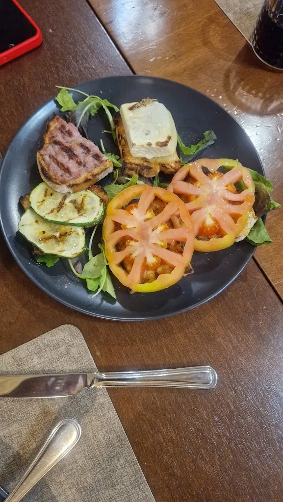 valter trovarello_Gran Caffè La Torre_Rosciano_review