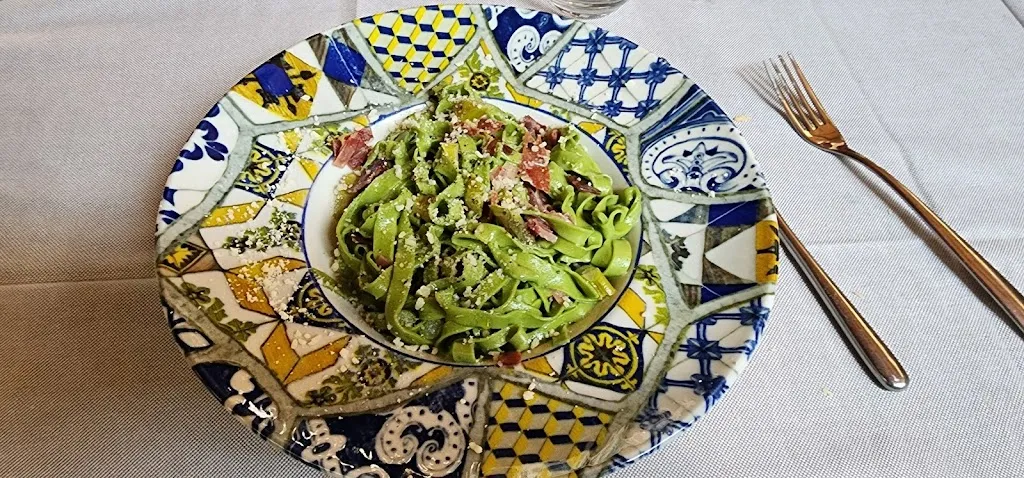 Dickon Kleinsasser_Bollicine & Tortafritta_Vernasca_review