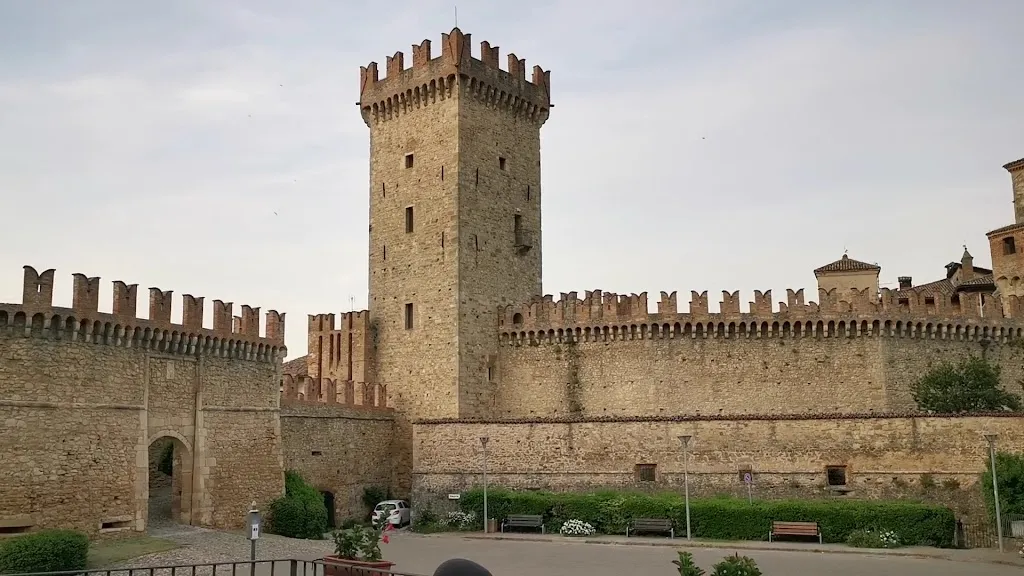 Bollicine & Tortafritta_Vernasca_slider_image_2