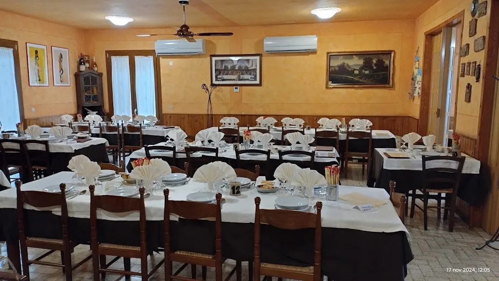Trattoria Serena di Borghi Quinto restaurant in Vetto