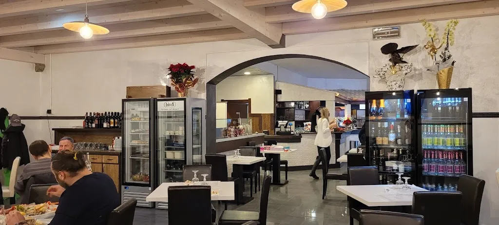 Ristorante Pizzeria Da Mimmo di Vetto restaurant in Vetto